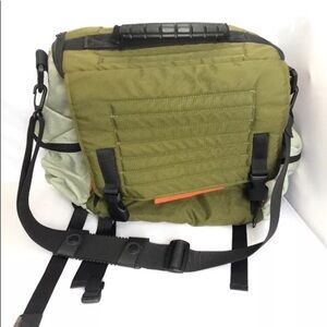 Silent Revolution Green Laptop Carry Messenger Bag